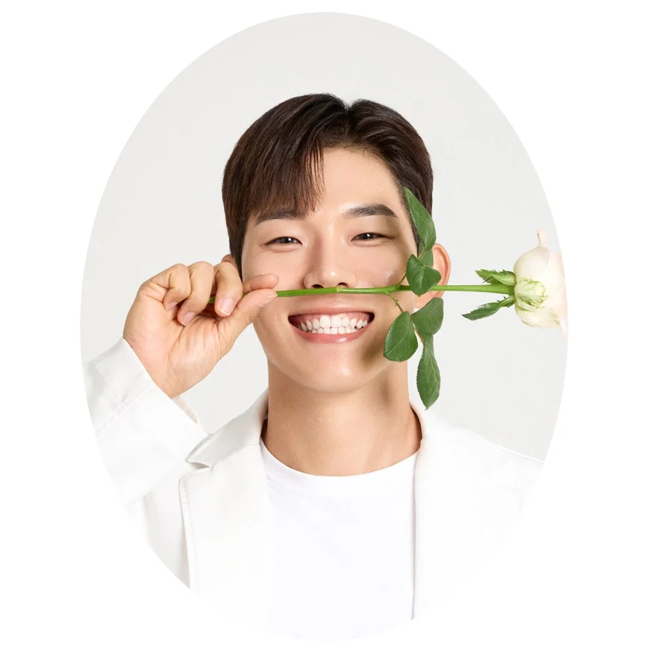 꽃을 보듯 너를 — 천보선 대표원장